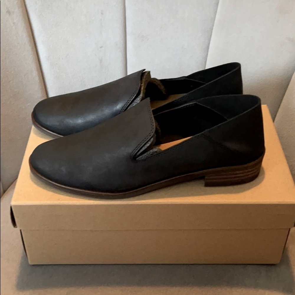 Lucky Brand black flat loafers